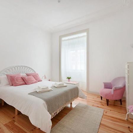 Sunny Apartment With Balcony! リスボン エクステリア 写真